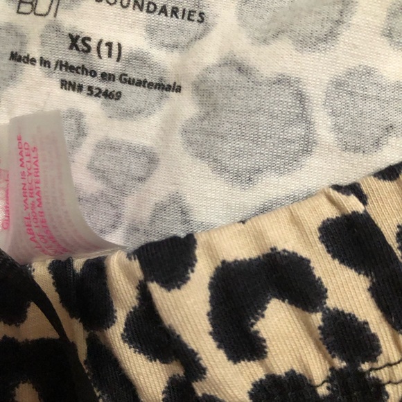 NO BOUNDARIES Capri Leggings Cotton Spandex Size XS 1 juniors Animal Print New - Picture 6 of 7
